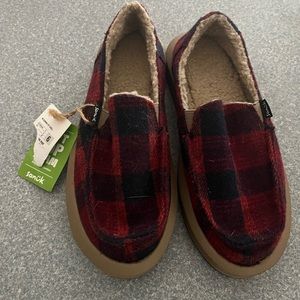 Women’s Donna ST chill size 6 sanuks